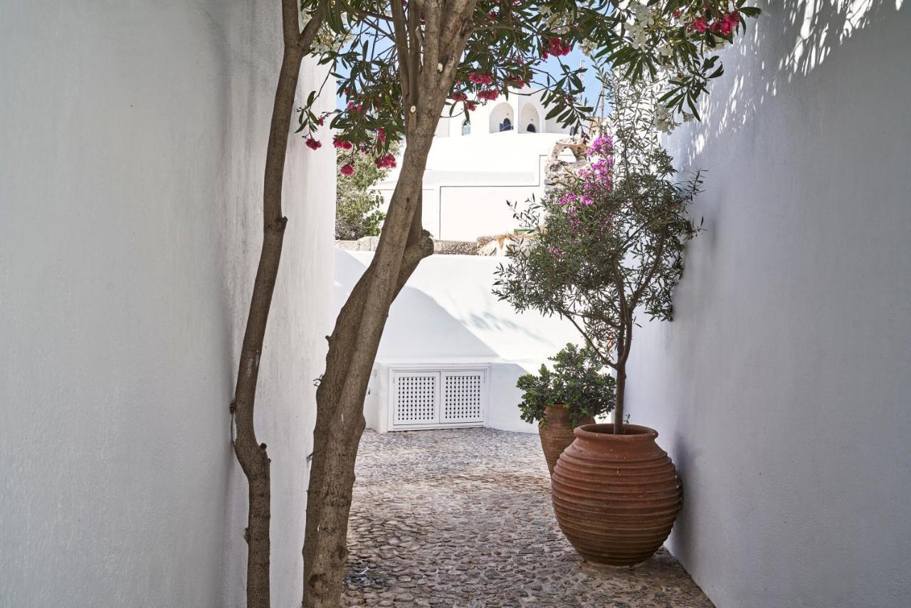 2 Bedroom Charming Villa With Outdoors Jacuzzi Megalochori (Santorini) Exterior foto